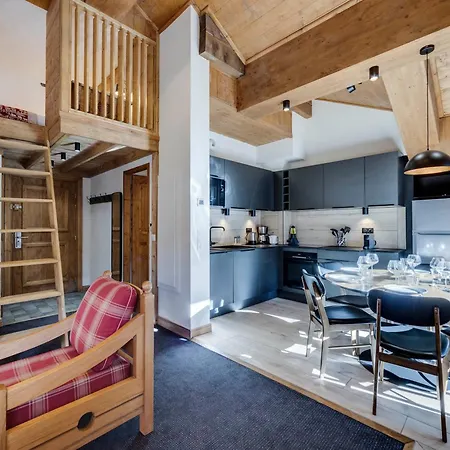 Renove Avec Piscine Et Jacuzzi, Skis Aux Pieds Aux Arcs 1950 - Fr-1-686-37 *