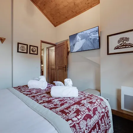 Renove Avec Piscine Et Jacuzzi, Skis Aux Pieds Aux Arcs 1950 - Fr-1-686-37